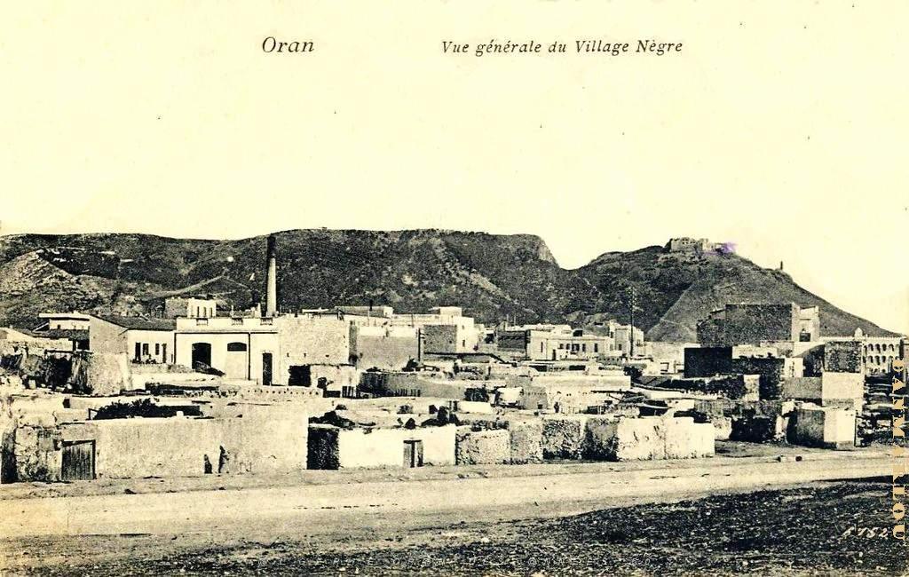CA a- 009- Village negre.jpg
